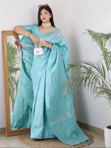 Floral Woven Design Zari Pure Silk Kanjeevaram Saree